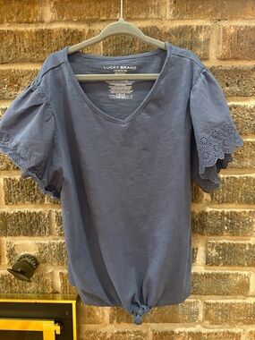 Lucky Brand Dusty Blue V-Neck Tie-Knot Eyelet Sleeve Top